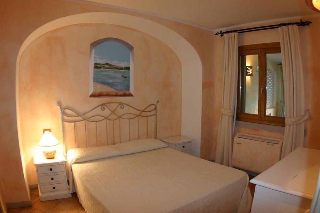 Elite Smeralda Room Porto Rotondo Quarto foto